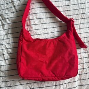 BAGGU Apple Red Mini Shoulder Bag